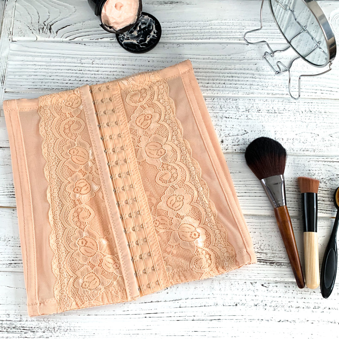 Spitzen-Korsettgürtel mit Luftzirkulation – figurformend & atmungsaktiv (5109) Schwarz