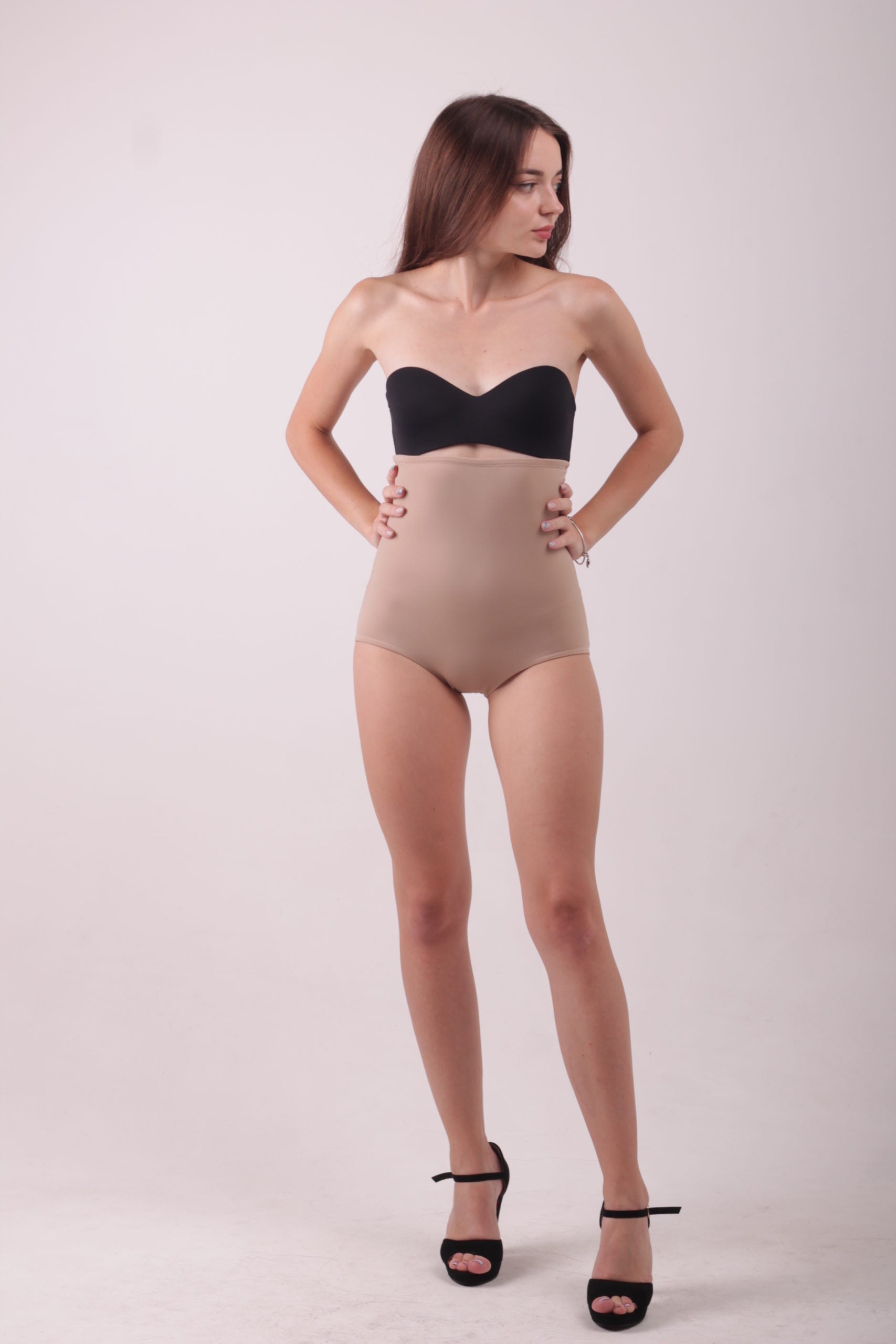 Formende hohe Taillenslip (2101) Beige