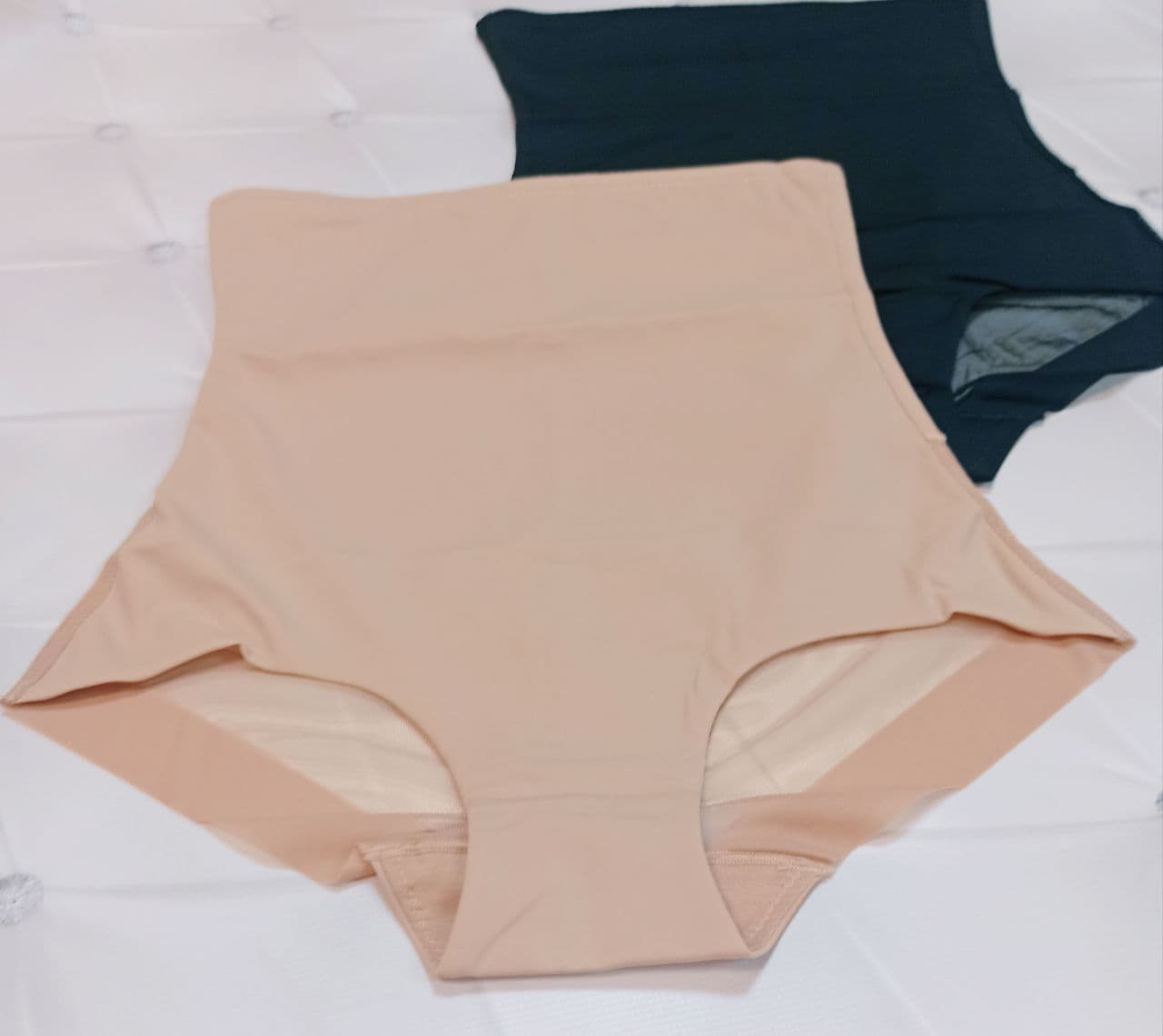 Formende Mesh-Slips (2111) Schwarz